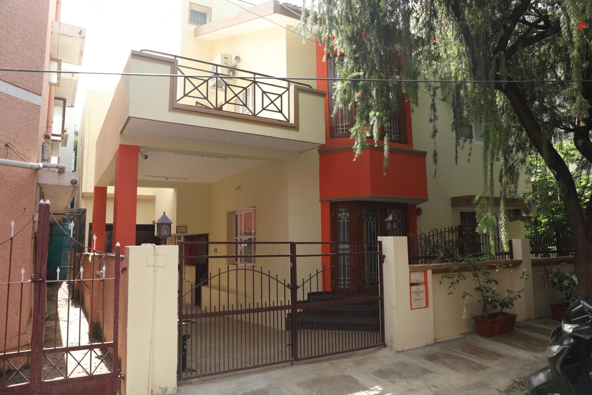 Hotel Ushta Te - Happiness To Thee à Bangalore Extérieur photo